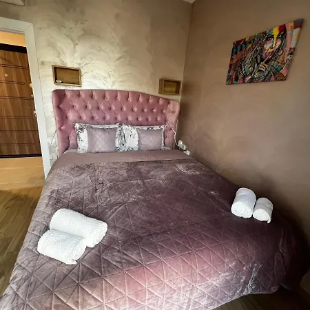 شقة Downtown فارنا